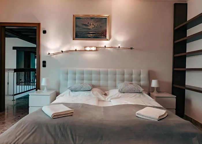 Villa Big Quiet With Garden And Pool Vienna