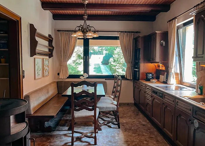 Big Quiet With Garden And Pool