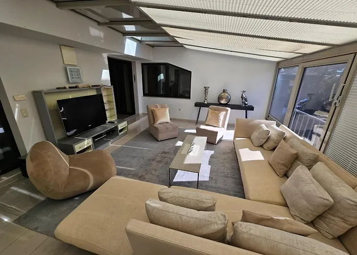 Big Quiet With Garden And Pool Villa Vienna